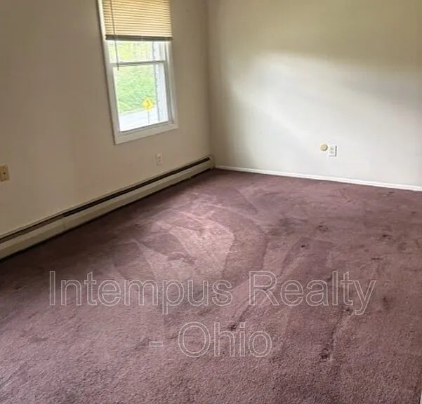 203 S Elruth Ave #4 — Photo 3