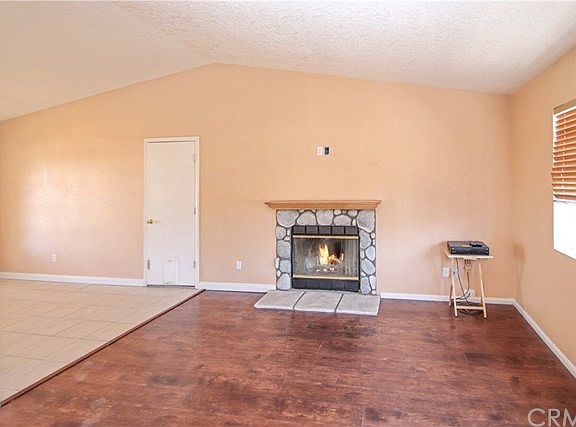 3rd image of 15226 Sherri Ln
