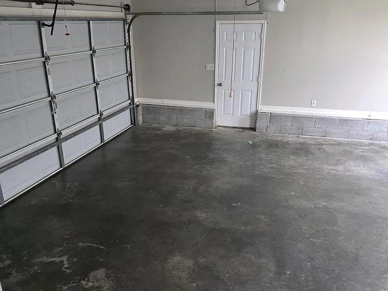 620 Flower Dr — Photo 13