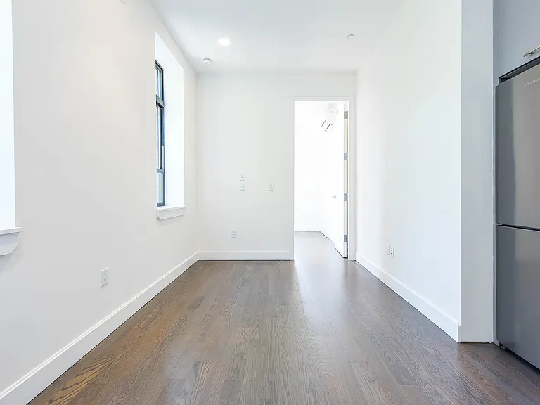 21 Monitor St #2G — Photo 16