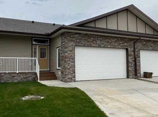 24 S Garden Way, Drumheller, AB T0J0Y5