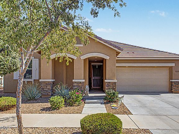 2nd image of 22475 E CALLE DE FLORES --