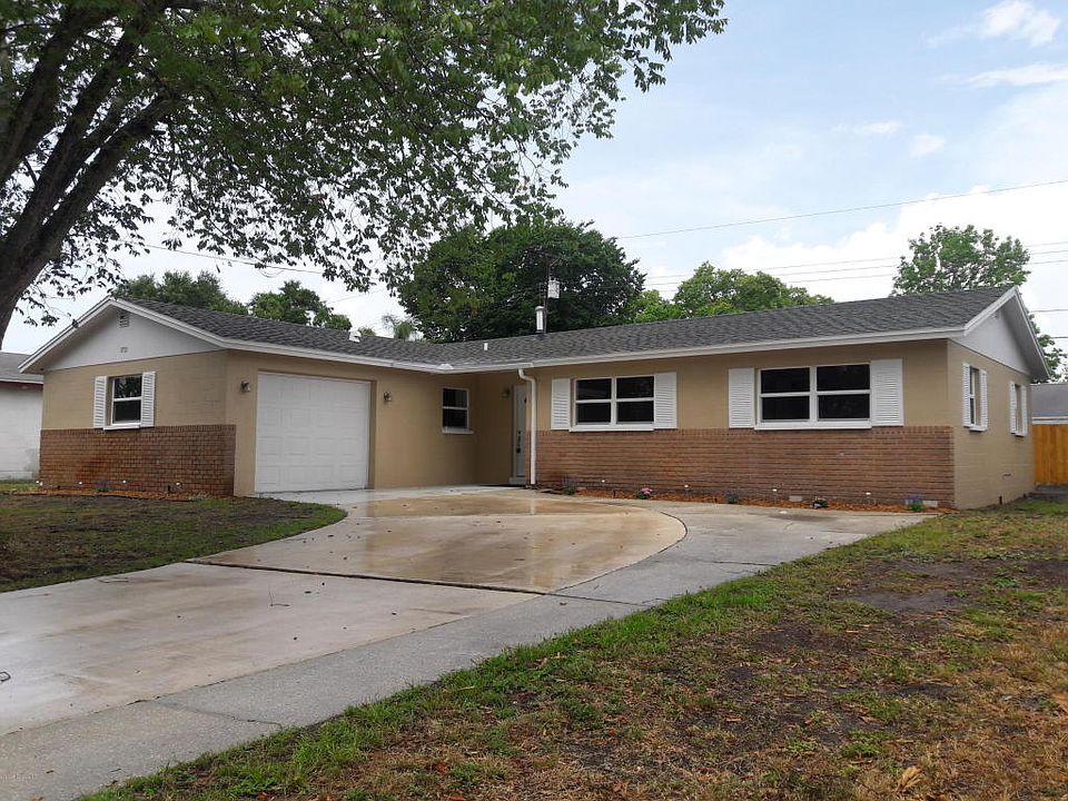 1st image of 1721 Palmer Ln