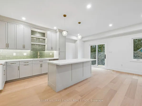 11 Union St, Cavan Monaghan, ON L0A 1G0