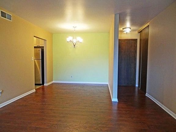 Huge open Unit with Hardwood Floors