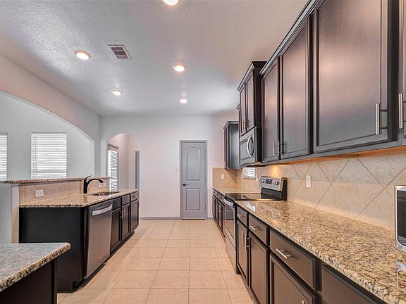 4th image of 21219 Opal Oak Dr