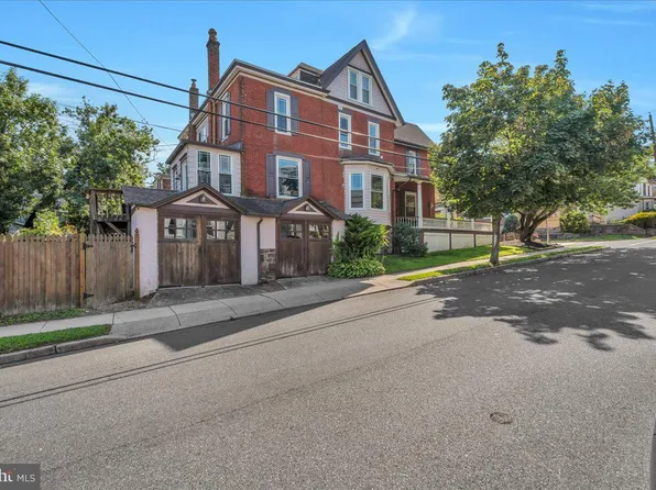 84 N Maple St, Woodbury, NJ 08096