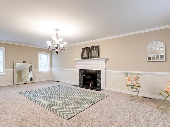 4th image of 4231 Denbigh Dr