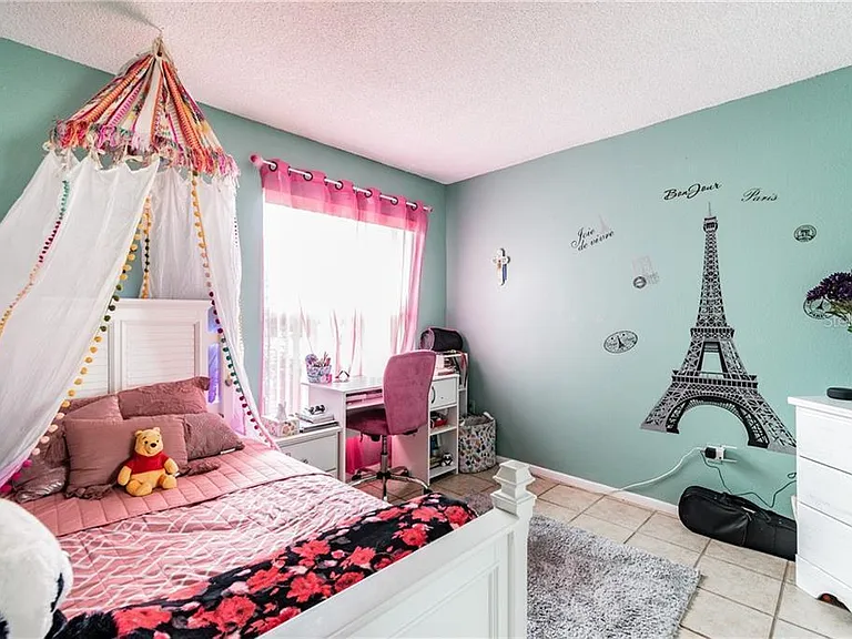 bedroom2
