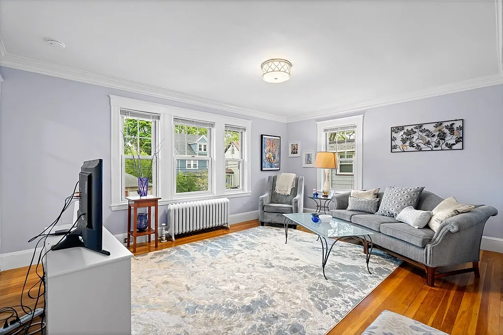 2 bed, 1.0 bath, 1100 sqft, $2,800 — Photo 3