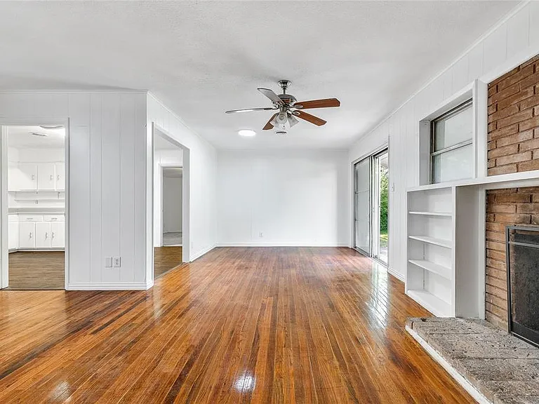 7108 Willis Ave — Photo 7