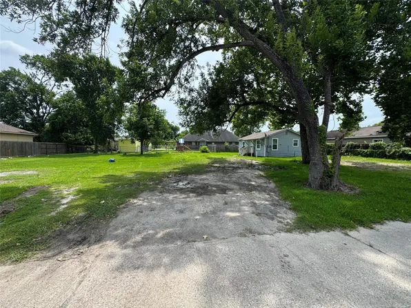 0 Radcliffe St, Houston, TX 77091