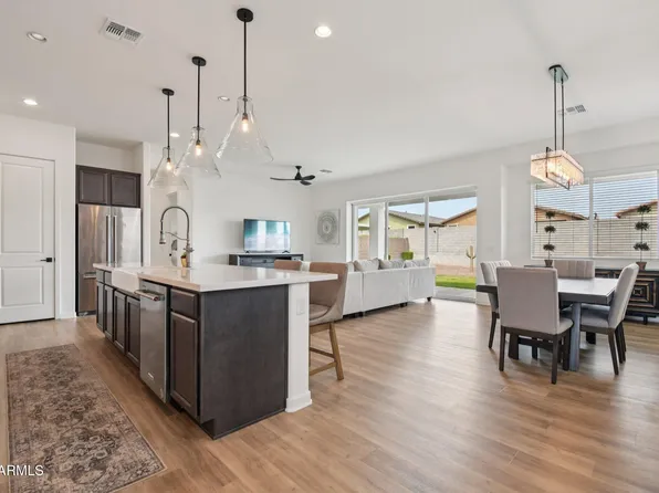 19742 W TURNEY Avenue, Litchfield Park, AZ 85340