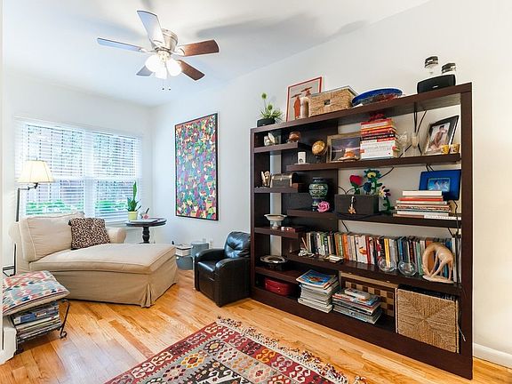 3rd image of 454A 17th St #2