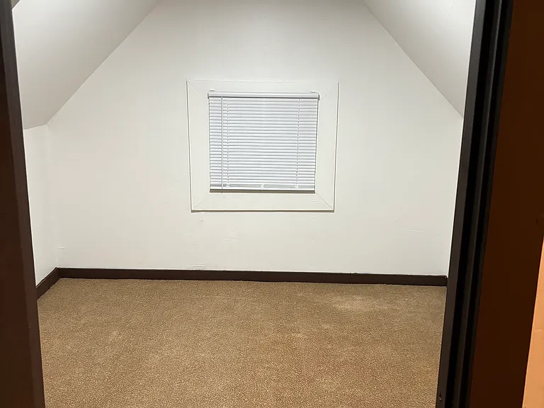 634 Pleasant St SE #2 — Photo 4