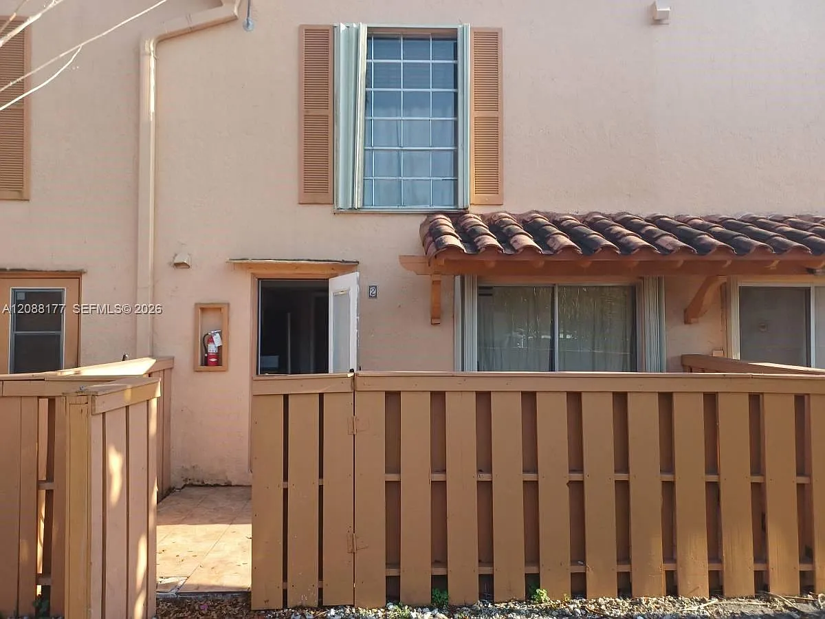 Cypress Village Condo — Photo 2