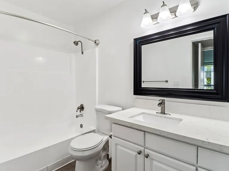4200 Harbor Blvd — Photo 33