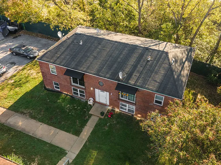 334 Mount Everest Dr — Photo 15