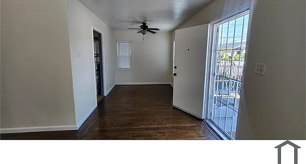 6915 Krause Ave — Photo 2