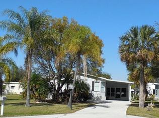 913 Manatee Rd, Naples, FL 34114