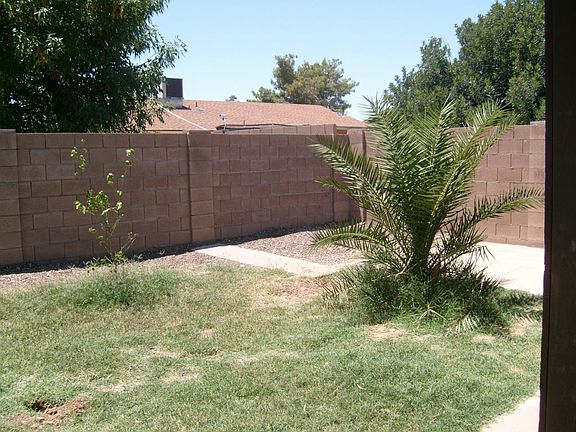 4th image of 8743 W Ironwood Dr
