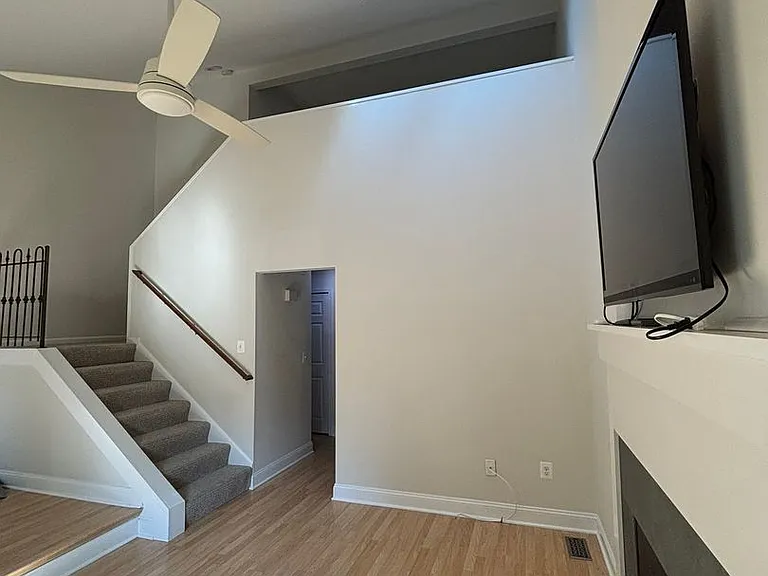 1240 Youngs Farm Rd — Photo 4