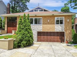 52 Hickory St, Englewood Cliffs, NJ 07632