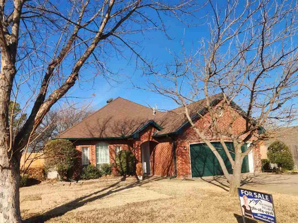 2302 NE 35th St, Lawton, OK 73507