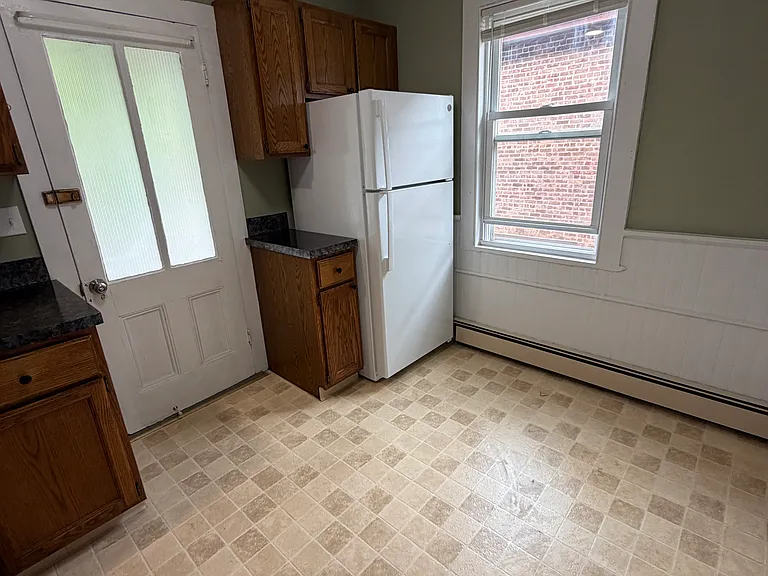 1226 East St #2 — Photo 5