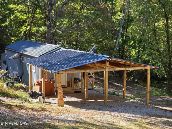 235 Sparta St, Spencer, TN 38585