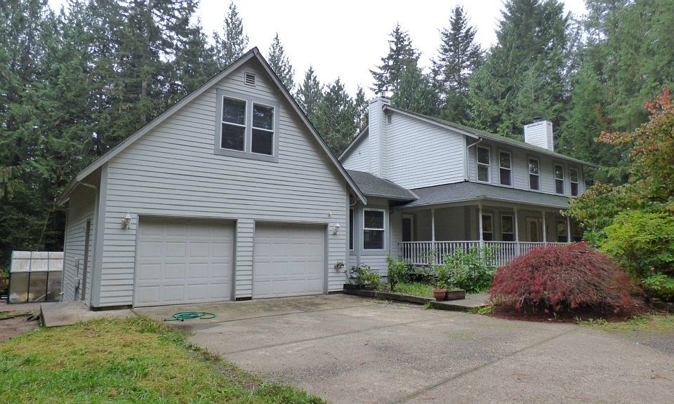 1st image of 920 Griffiths Ln W