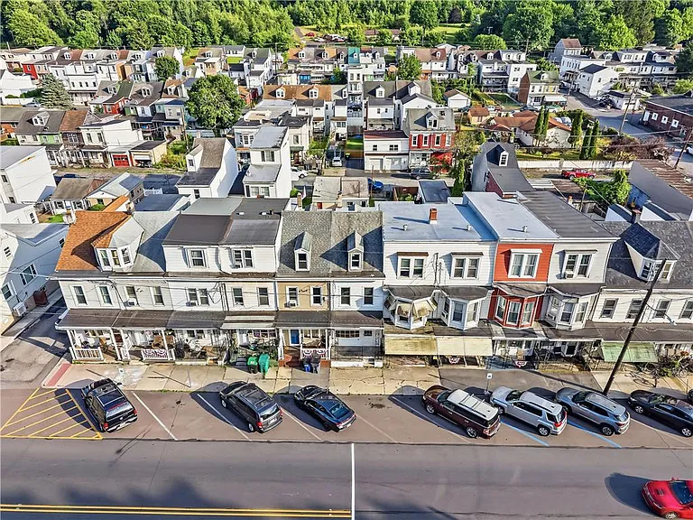 1228 E Centre St — Photo 19