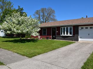 1215 Limewood Ct, Fort Wayne, IN 46825