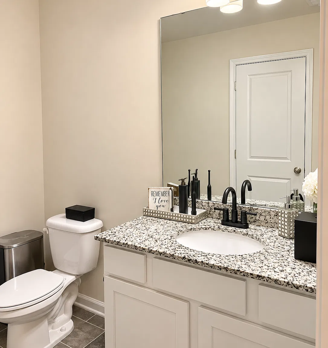 3 bed, 2.5 bath, 1428 sqft, $900 — Photo 4