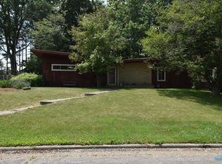 1626 Glenfield Ln, Toledo, OH 43614