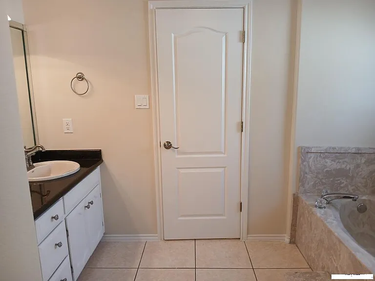 1514 Christian Cir — Photo 28