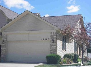 29667 Reed Dr, Flat Rock, MI 48134