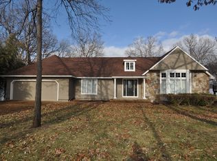 251 Belle Vista Ct, Four Seasons, MO 65049
