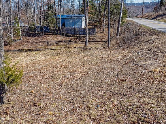 2nd image of 37 Bessie Ln