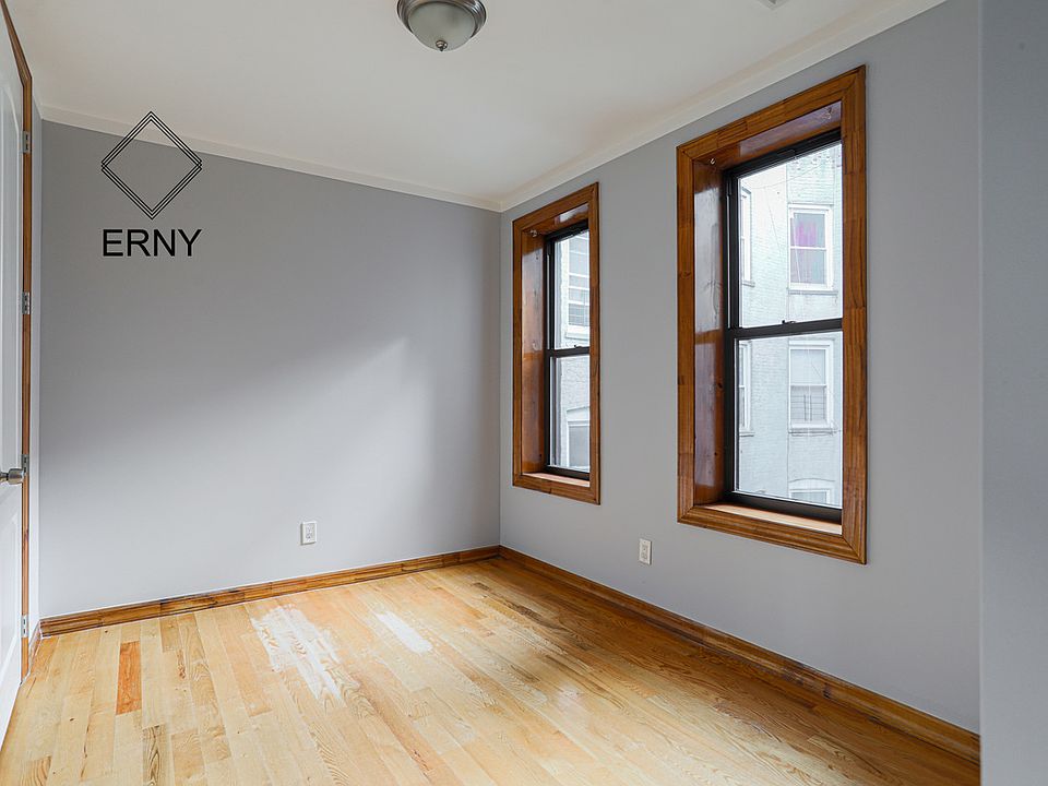 1st image of 1573 Lincoln Pl #2C