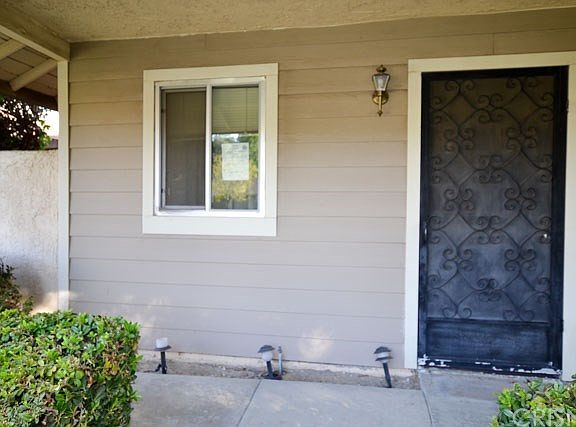 2nd image of 26168 Rainbow Glen Dr Unit 61