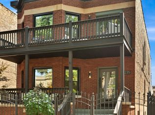 2235 W Leland Ave #1, Chicago, IL 60625