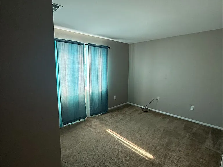 2212 Falcon Dr — Photo 35