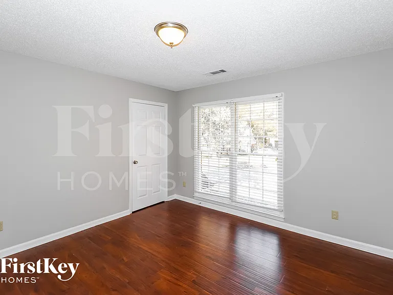2175 Carrollwood Ln — Photo 14