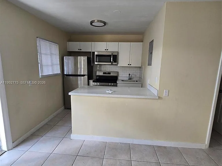 1507 NE 5th Ave #3 — Photo 4