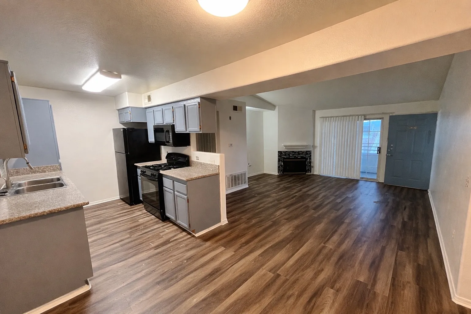 3318 N Decatur Blvd — Photo 4