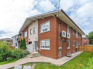 34 Penhurst Ave #BASEMENT, Toronto, ON M8Y 3A8