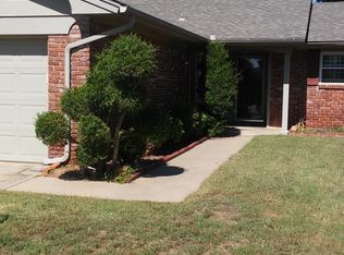 8125 NW 28th St, Bethany, OK 73008