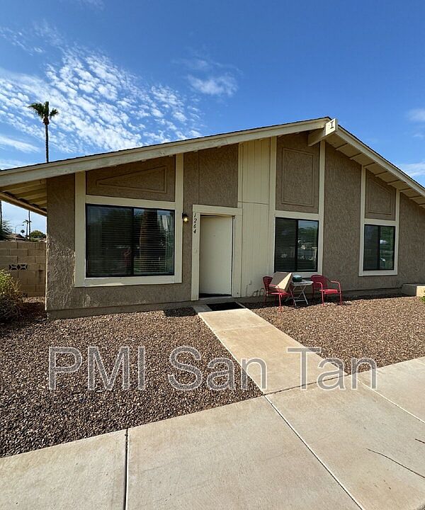 2nd image of 1264 N 84th Pl