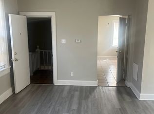1521 W Scott St - 1521b Rear Cottage, Milwaukee, WI 53204